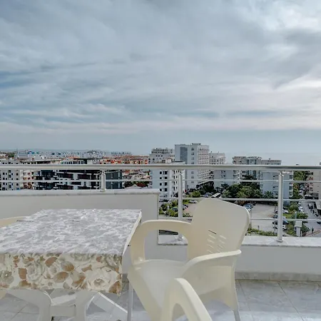 Modern Flat Along The Adriatic Seaview