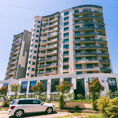 Modern Flat Along The Adriatic Seaview アパート