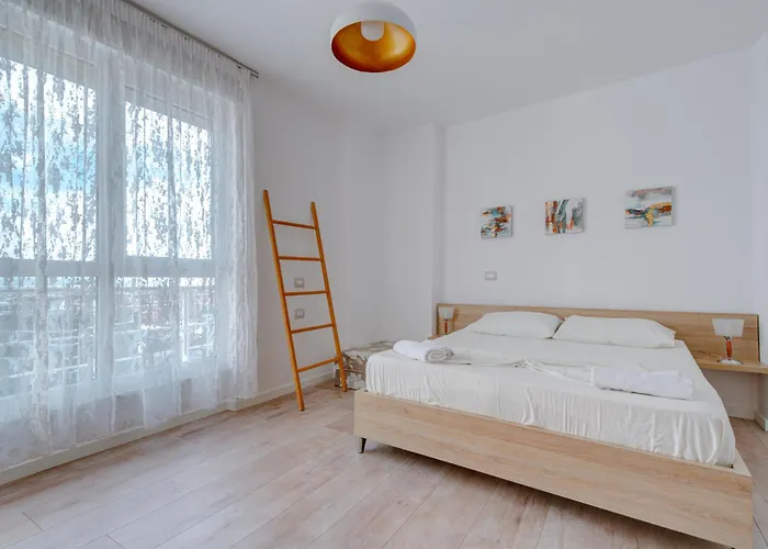 アパート Modern Flat Along The Adriatic Seaview ドゥラス