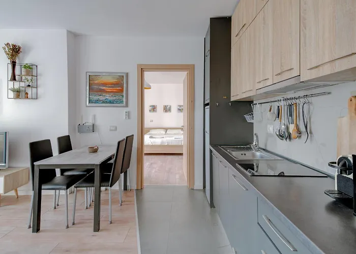 アパート Modern Flat Along The Adriatic Seaview